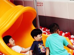 -东方明珠·可口可乐欢乐餐厅