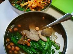 -卓雅桂林米粉