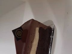 咖啡黑巧凹蛋糕-PARIS BAGUETTE巴黎贝甜(周浦万达店)