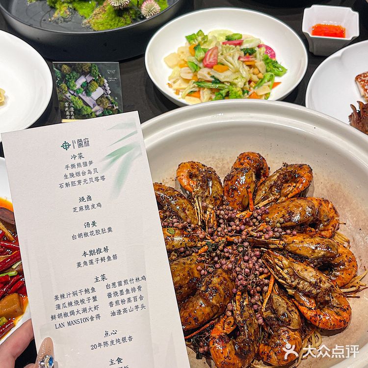 武汉东湖！！！中秋宴请聚餐就选这家～