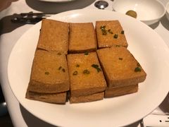 招牌炸豆腐-红雀围·海鲜火锅(陆家嘴中心店)