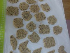 -三只小羊蛋糕DIY烘焙·拼豆·银饰(光谷店)