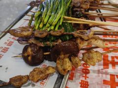 -威记烧嘢·南宁烧烤·超级生牛(绿地店)