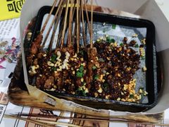 泼辣猪小串-木屋烧烤(大运店)