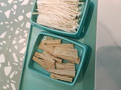 -季季红火锅(柳州城中万达二店)