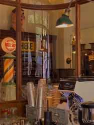 -IMUSE BARBER SHOP