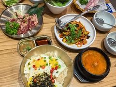 -青瓦餐厅·生鱼片·韩园烤肉(西塔店)
