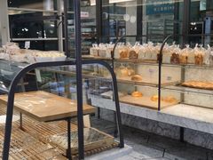 面包甜点陈列柜-面包新语(上地华联店)