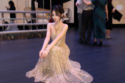 点击看大图 -Bridal Queen·婚纱女皇