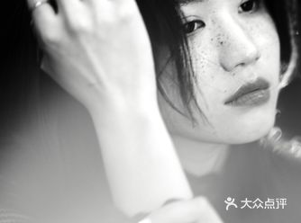 在曝出分手大瓜之后， 除了一边倒的舆论之外