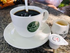 -侯臣咖啡文化村