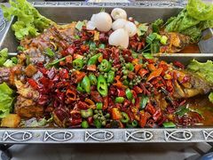 -集草轩·重庆麻辣烤鱼(西湖道店)