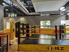 -小小特工运动馆(宝山三邻桥中心)