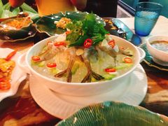 青虾沙拉-Kinnaree by Vanessa WU