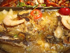 -鸣记脆皮烤鱼·海鲜烤鱼(三八广场店)