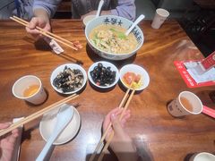 -李犟大爆鳝面·手工蟹黄包(湖滨西湖店)