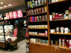 零售区-星巴克(成都机场T2店)