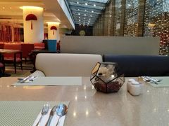 -亮马河饭店翠雅咖啡厅