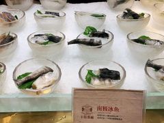 -半岛翡丽海鲜自助餐厅(观风亭店)