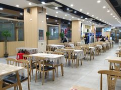 大堂-江城燕子大排档(江汉路步行街店)