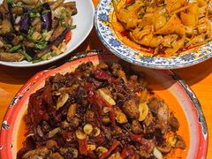 -柴窝堡22号辣子鸡·传承新疆菜