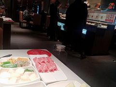 -海底捞火锅鲜切牛肉主题店(长寿路店)