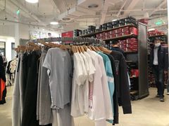 -UNDER ARMOUR(新燕莎奥莱店)