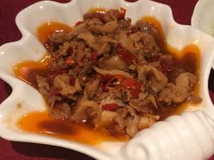 剁椒黑猪肉-蜈支洲岛珊瑚酒店临海阁中餐厅