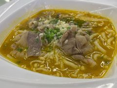 酸汤肥牛乌冬-美景家宴