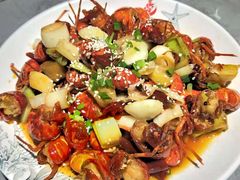 -去吃龙虾|鲜活小海鲜·鲜货烧烤(红林世界城店)