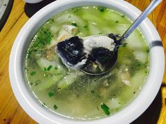 鲷鱼汤-海上驿站渔家菜馆