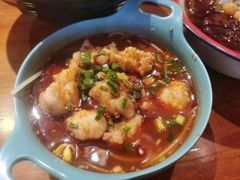 -爆炸头阿姨小四川正宗川味小吃(无任何分店)