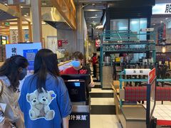 -肥汁米蘭香港米线(长宁来福士店)