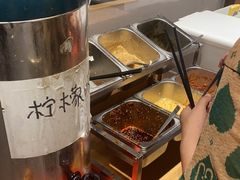 -护国寺小吃店(红莲南路店)