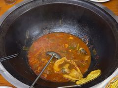 -曹丞相·地锅鸡·地锅鱼(武林店)