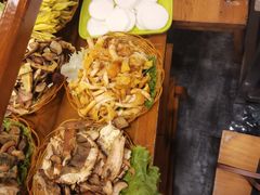 -易门野生菌府·菌海森林(月牙潭公园店)