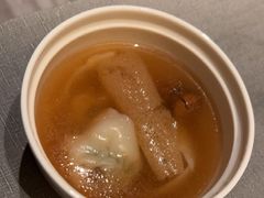 -左庭右院鲜牛肉火锅黑金店(陆家嘴中心店)