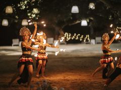 -Samabe Cave Dining