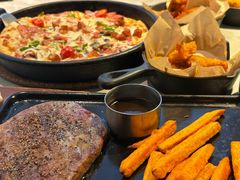 -必胜客(威高广场店)