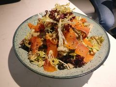 烟熏三文鱼杂菌沙拉-BE BRIGHT KITCHEN(正佳广场店)