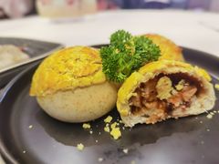 酥皮叉烧包-白天鹅宾馆-宏图府餐厅