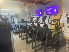 -发条鸭无人健身房(浦东北艾路店)