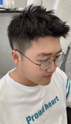 -V8潮牌·接发烫染连锁