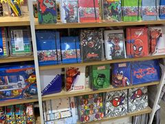-名创优品(北京新中关购物中心地铁层店)