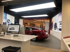 -TESLA 特斯拉(郑州正弘城体验店)