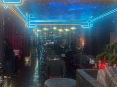 -屋有岛沉浸游戏旗舰店(中山公园店)