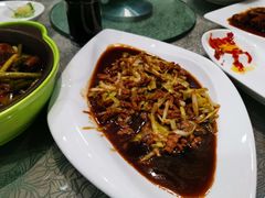 韭黄炒肉丝-花园茶楼(兴城西路店)