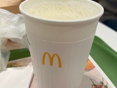 -麦当劳(上海虹桥站30B检票口楼上)