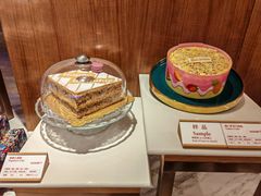 -白天鹅宾馆·美食屋
