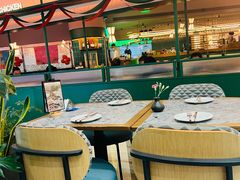 -芭莉与彩虹西餐厅(成都合生汇店)